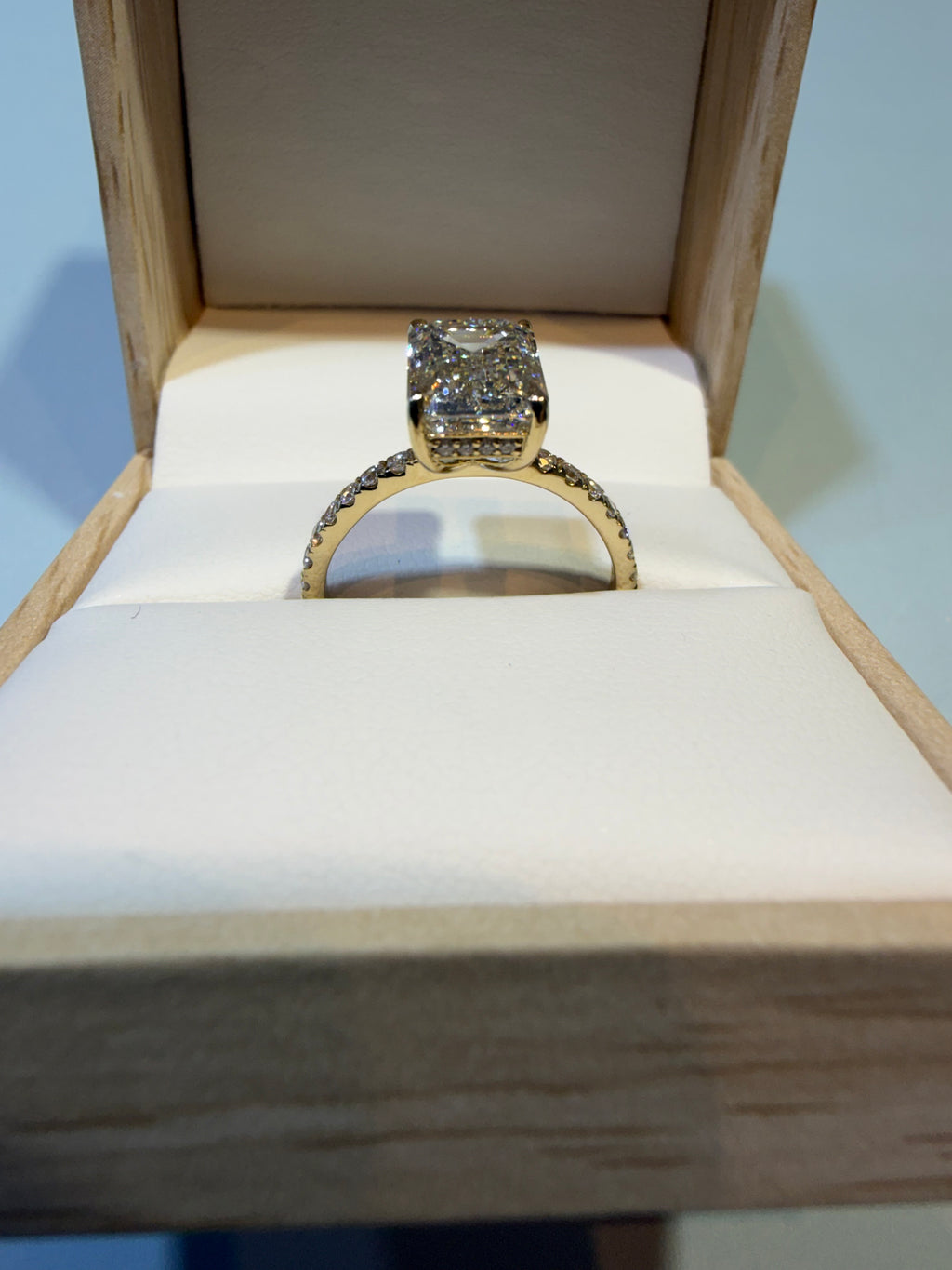 3 Carat Emerald shape lab Diamond engagement ring igi certified 14k yellow gold + hidden halo