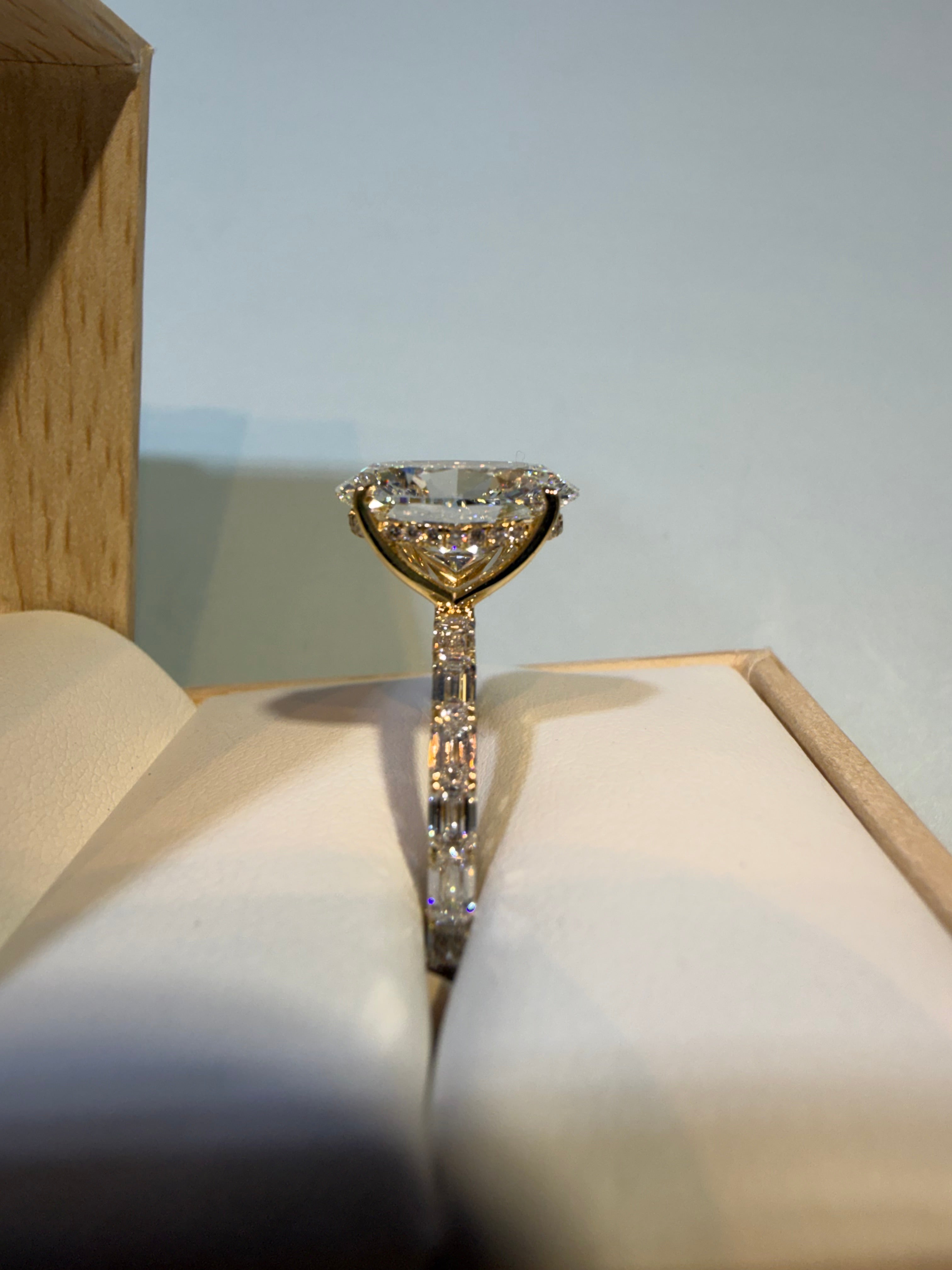 4.08 Carat Oval Cut Lab-Grown Diamond Engagement Ring – 14K Yellow Gold | IGI Certified