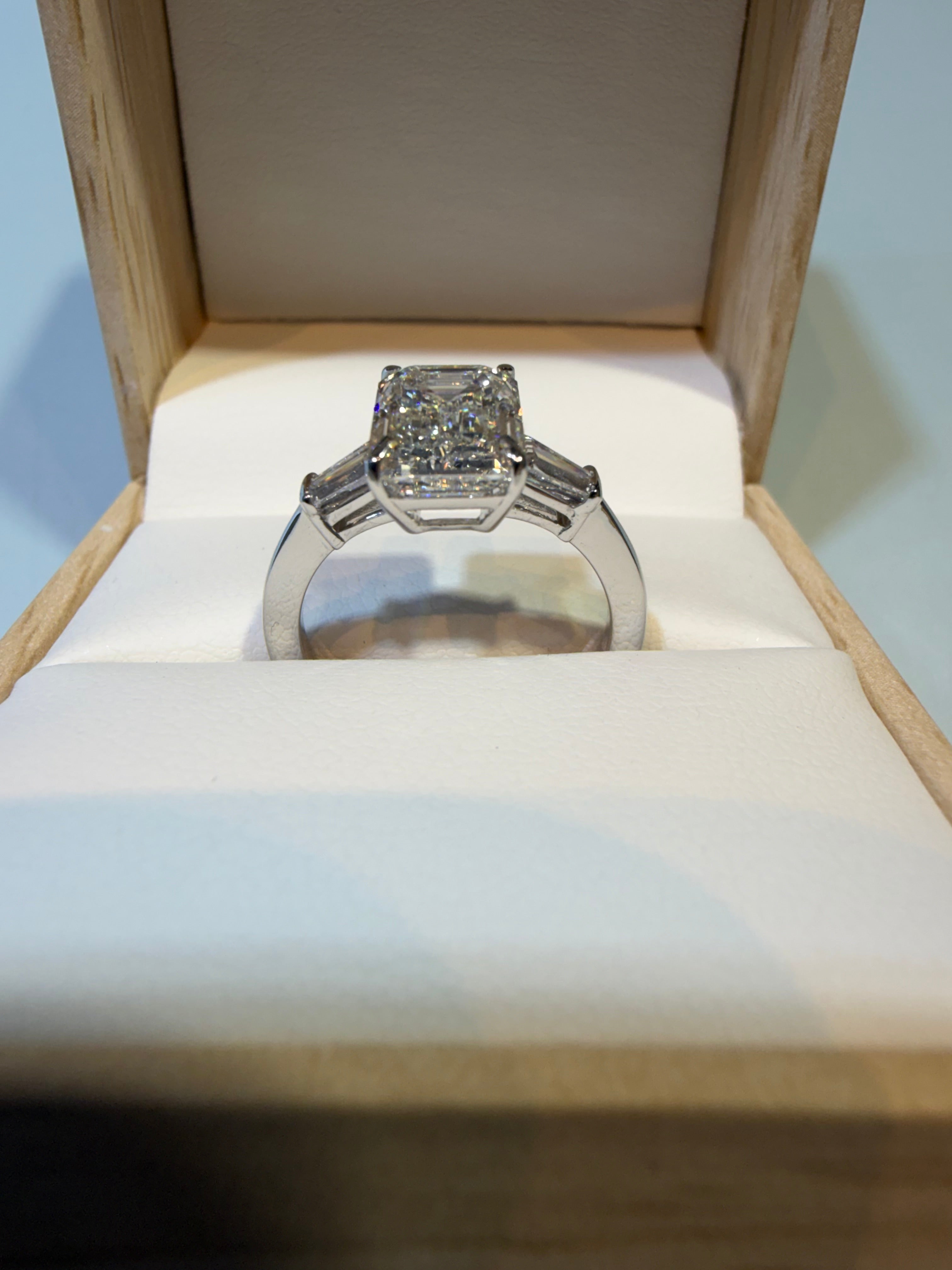 3.12 Carat Emerald shape lab Diamond Engagement Ring igi certified 14k White Gold
