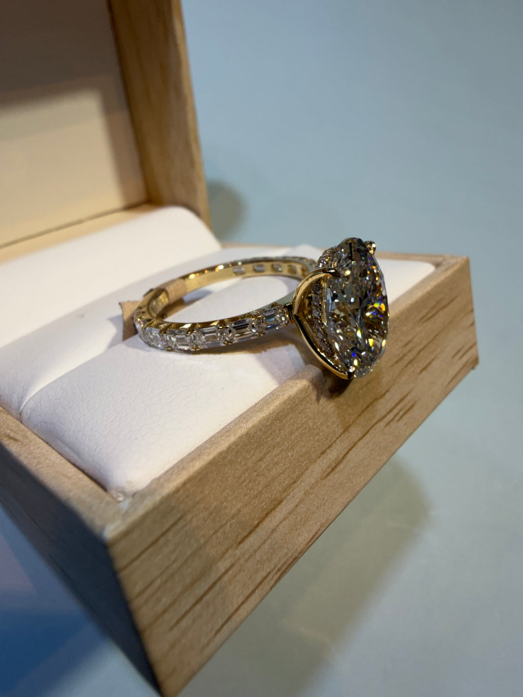 4.08 Carat Oval Cut Lab-Grown Diamond Engagement Ring – 14K Yellow Gold | IGI Certified
