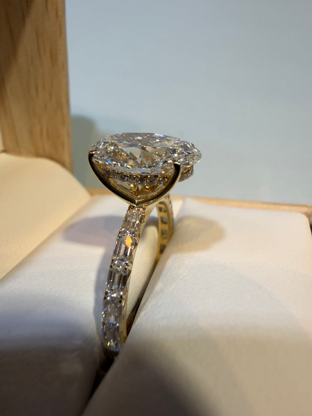 4.08 Carat Oval Cut Lab-Grown Diamond Engagement Ring – 14K Yellow Gold | IGI Certified