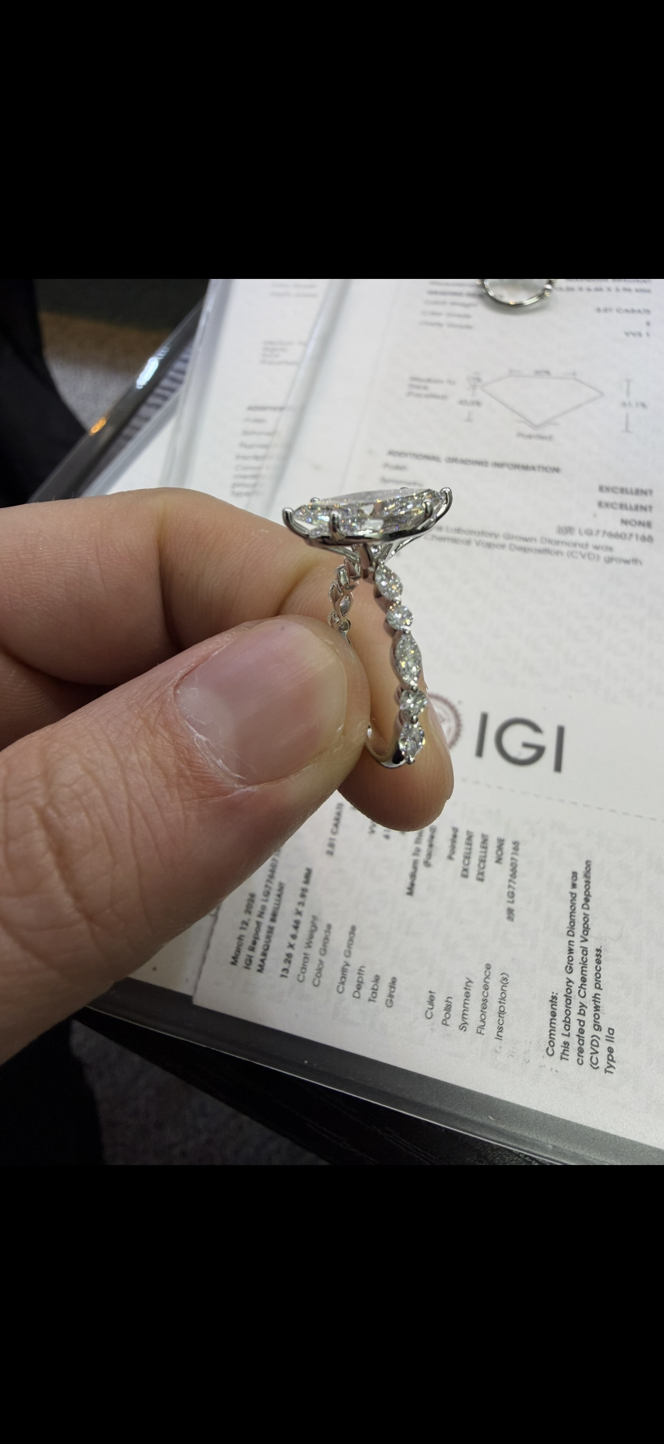2ct Marquise lab Diamond engagement ring vvs2 color E